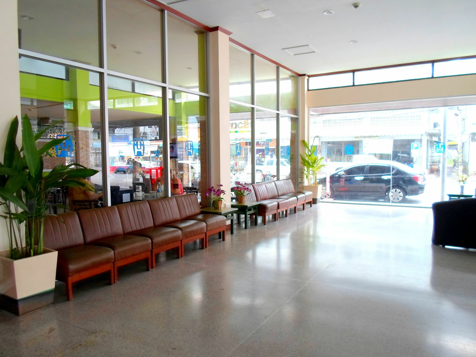 Tapee Hotel Сураттхани Экстерьер фото